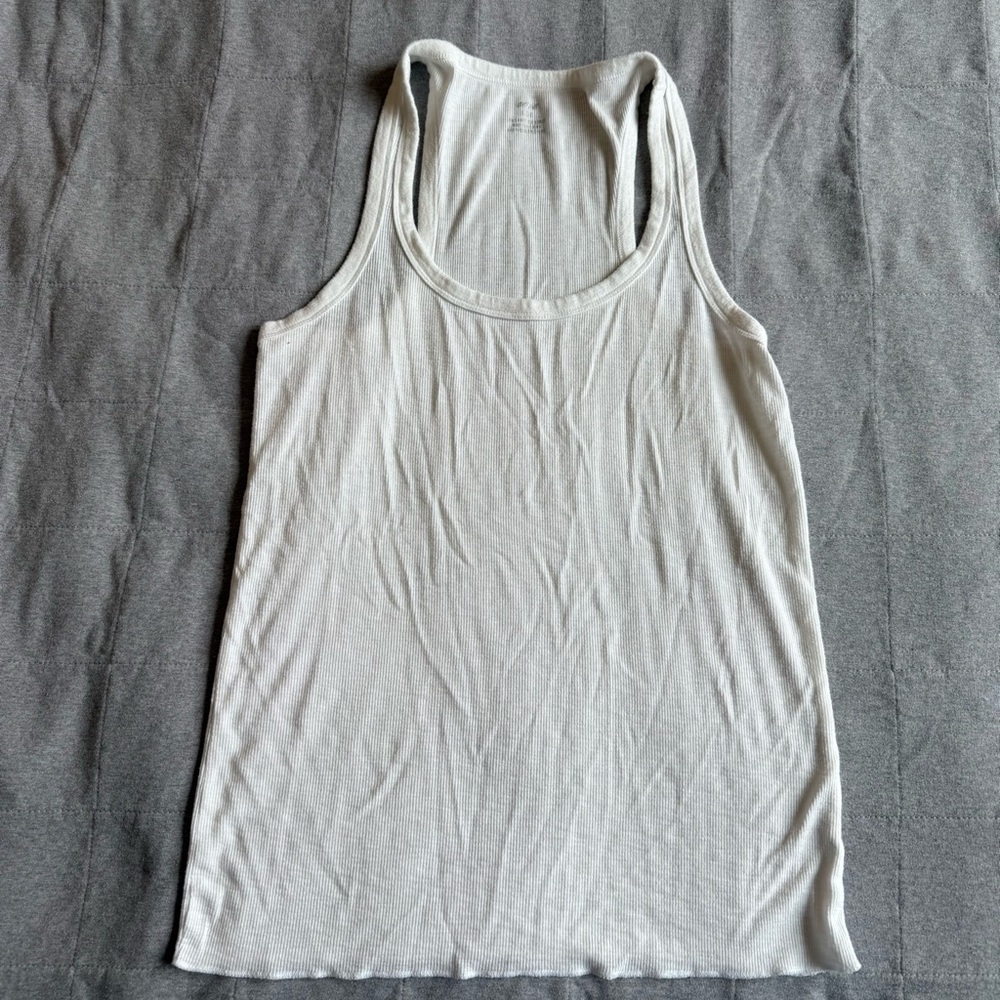 Aerie neutral tanks - Picture 2 of 11